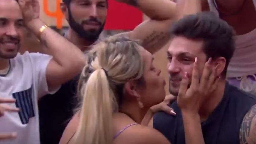 VIDEO: así fue el apasionado beso entre Wendy Guevara y Nicola en La Casa de los Famosos