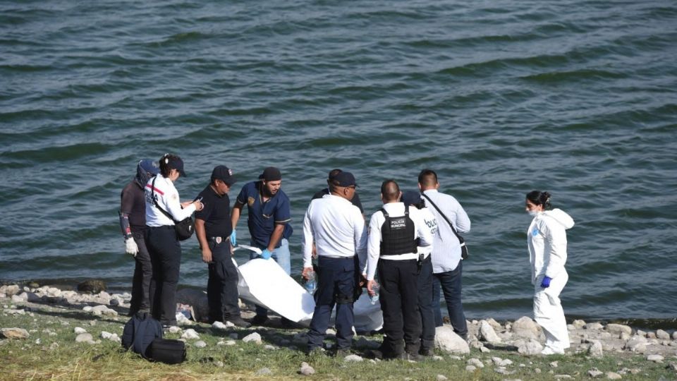 La tarde de este domingo 18 de junio, las unidades de emergencia recibieron el reporte de un presunto ahogamiento en el Lago de Guadalupe