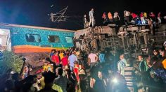 Tragedia en la India: el terrible choque entre dos trenes deja 50 muertos y 400 heridos