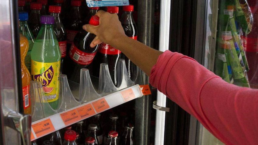 ¿Cuánto cuestan los refrescos, agua y cerveza tras aumento de 10.5% por calor en México?