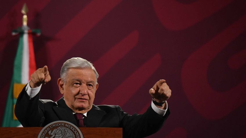 "Cero politiquería": AMLO advierte a las "corcholatas" sobre llevar porras al festejo del 1 de julio