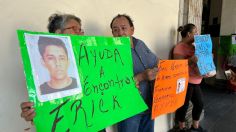 Familiares del joven Erick Raymundo González protestan para exigir que autoridades de Veracruz agilicen su búsqueda