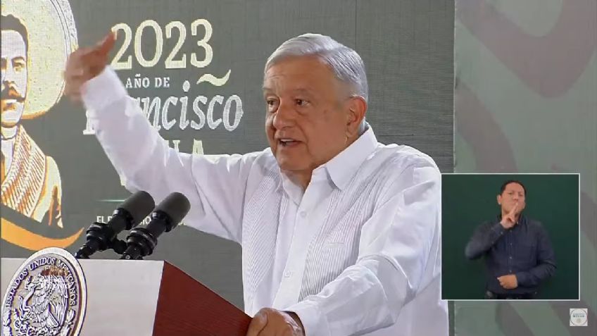 "Ando buscando al tonto que les crea": la mofa de AMLO al método para elegir al candidato opositor en el 2024