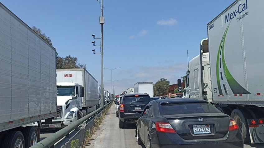 Fuerte apagón en la Aduana de Tijuana deja varados a transportistas y desquicia las operaciones