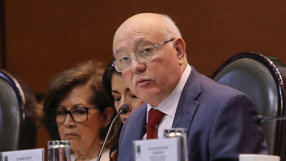 David Colmenares aseguró que se trata de una acusación sin fundamentos y que nunca ha tenido asesores