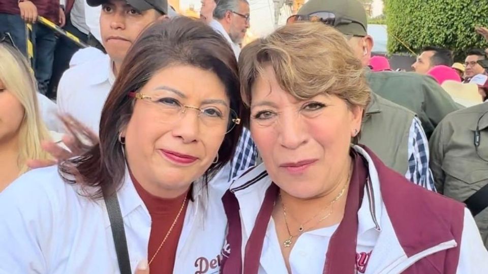 'Felicidades querida maestra' expresó la mandataria