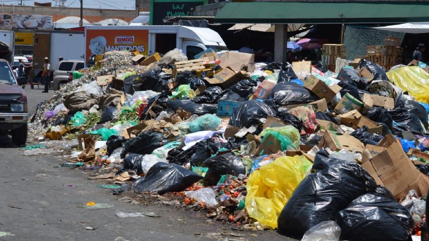 Centro comercial agropecuario de Aguascalientes sufre una crisis con manejo de basura en sus instalaciones