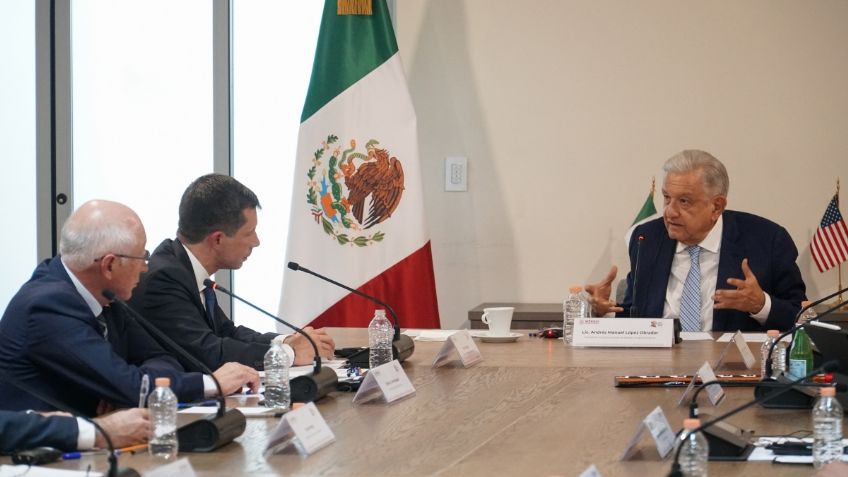 AMLO se reúne con Pete Buttigieg, secretario de Transporte de EU