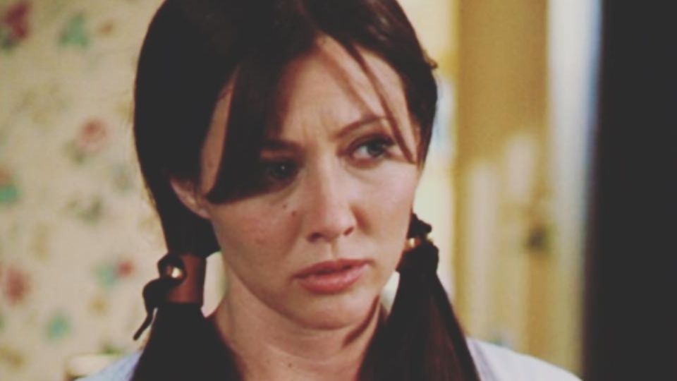 La actriz Shannen Doherty revela que el cáncer de mama hizo metástasis en su cerebro