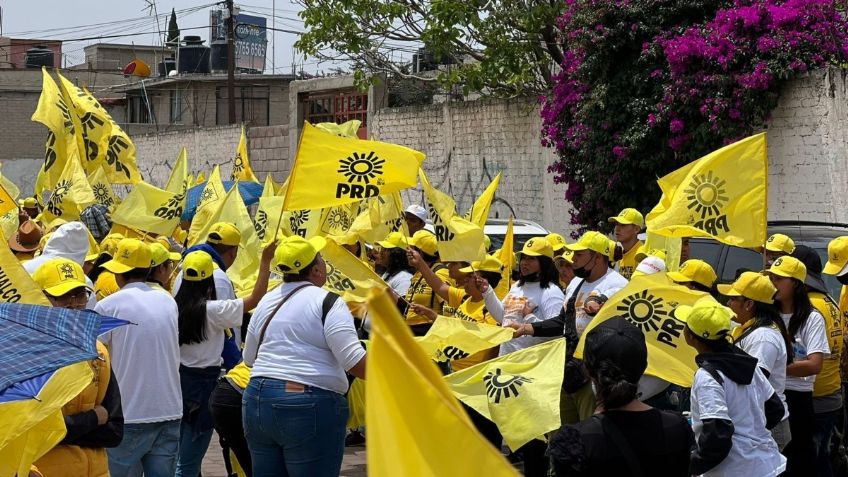 AMLO reconoce al PRD: "era un partido que surgió del pueblo"