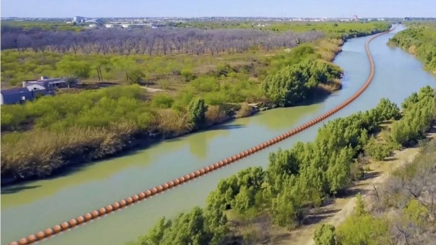 Nueva ofensiva contra los migrantes: el gobernador de Texas pondrá una barrera acuática en el Río Bravo