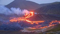 VIDEO: las impactantes imágenes de la erupción de un volcán a solo unos kilómetros la capital de Islandia