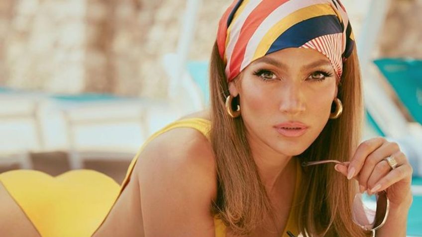 FOTOS: JLo y la coqueta minifalda de mezclilla con la que enamoró a todos este verano