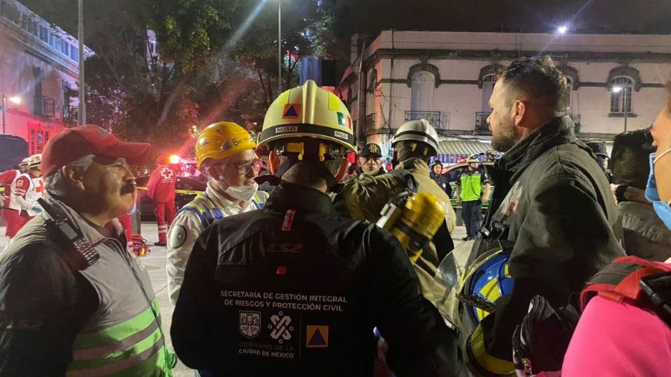 El edificio contaba con 85 habitaciones, las cuales fueron inmediatamente desocupadas tras las movilizaciones policiacas.