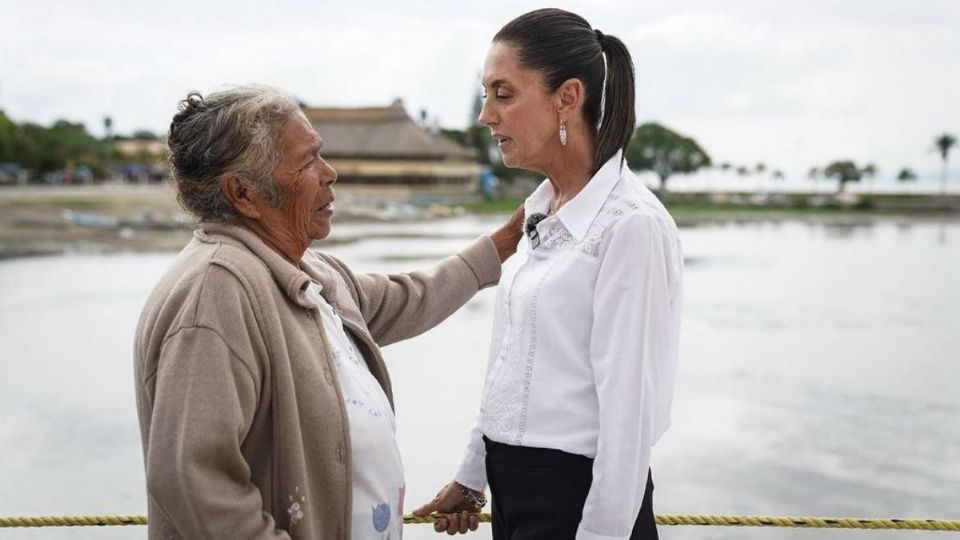 Claudia Sheinbaum ha mantenido su cercanía con la gente de los municipios que visita