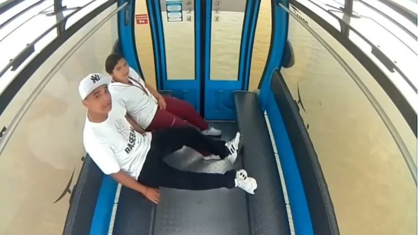 Cachan a pareja en pleno acto de intimidad en cabina del Aerovía en Ecuador