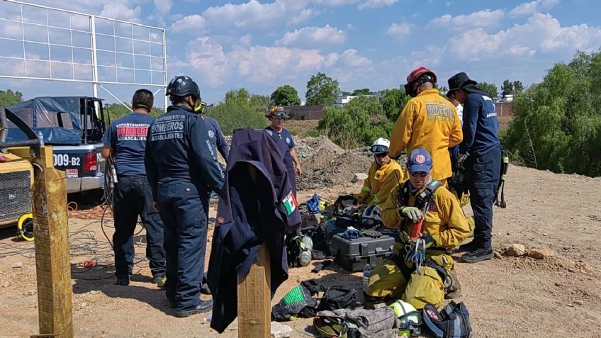 Intensa labor de rescate de un trabajador que cayó a varios metros de profundidad