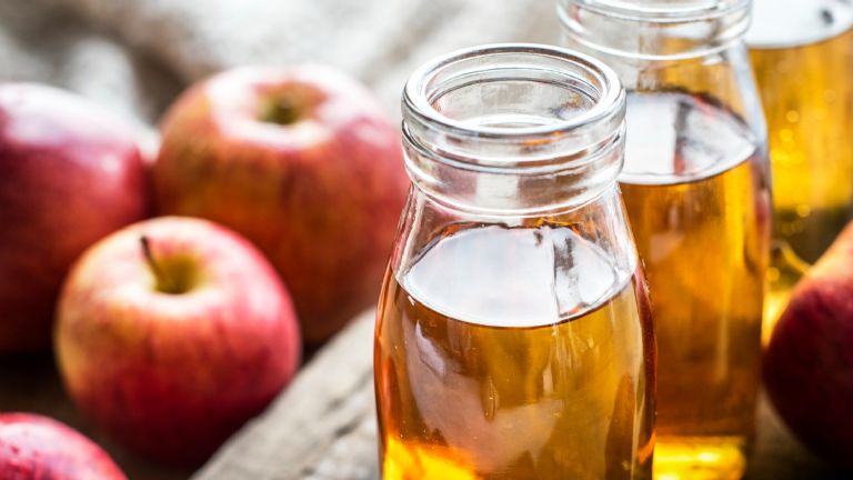 Vinagre de sidra de manzana para beber en ayunas