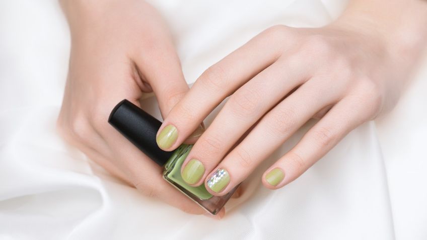 Uñas verdes: 5 tonos que te harán lucir elegante y chic en cualquier temporada