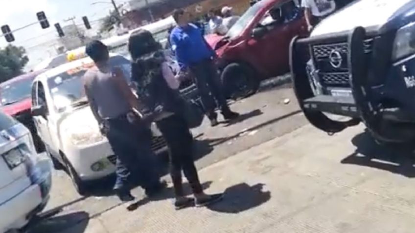 Choque múltiple en Av. central deja caos vial en Ecatepec, alternativas viales