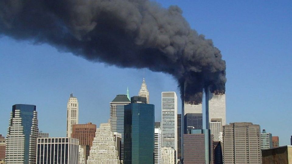 Atentado contra las torres gemelas del 11 de septiembre de 2001.