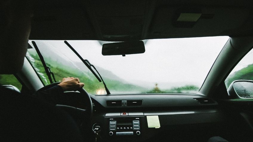 Vinagre blanco, el truco para desempañar los vidrios del auto