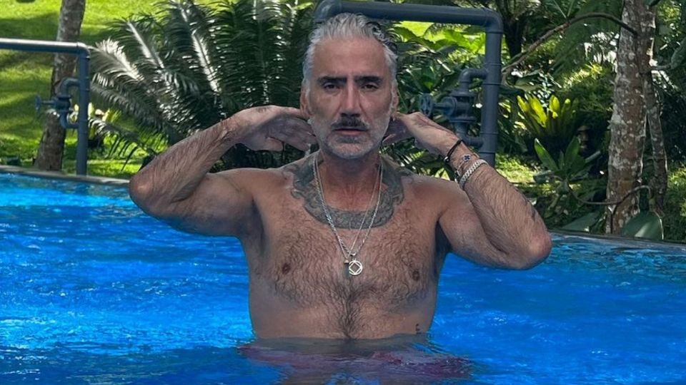 Alejandro Fernández disfruta del verano en Bali