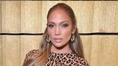 JLo en minivestido de transparencias celebra su primer aniversario de boda y enloquece Instagram