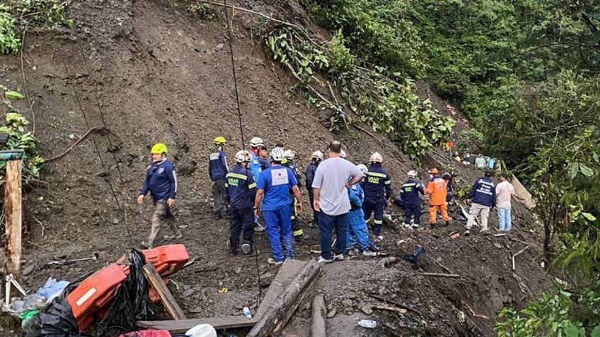 Alud de tierra sepulta a personas en Colombia, se reportan varios muertos y desaparecidos