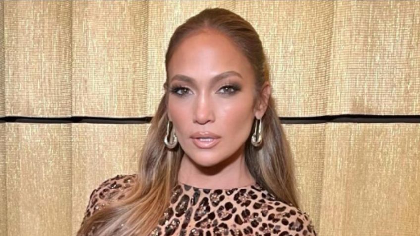 JLo en minivestido de transparencias celebra su primer aniversario de boda y enloquece Instagram