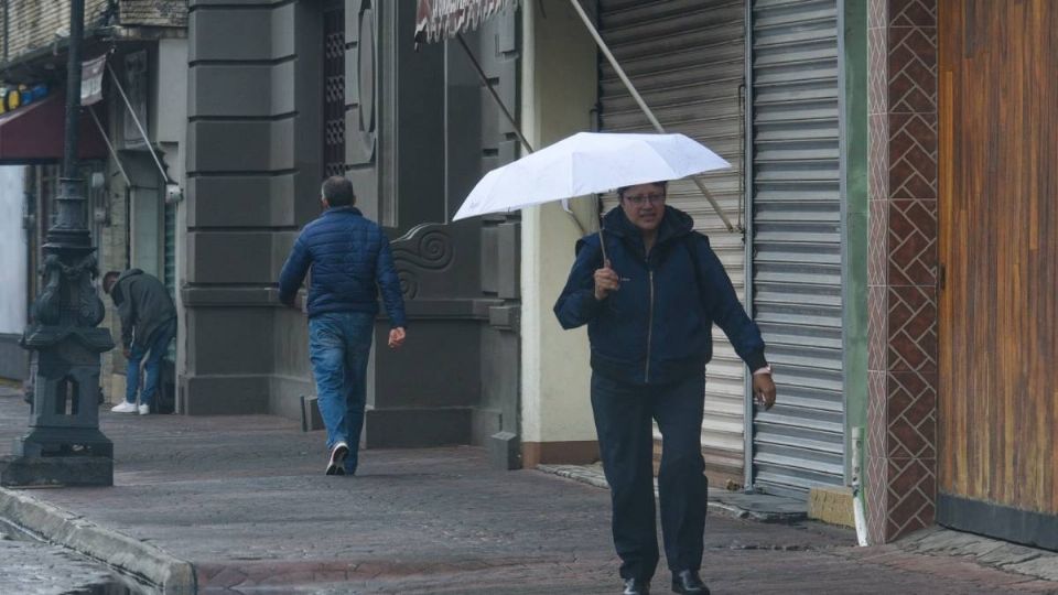 Seguirán las lluvias en el país para este martes.