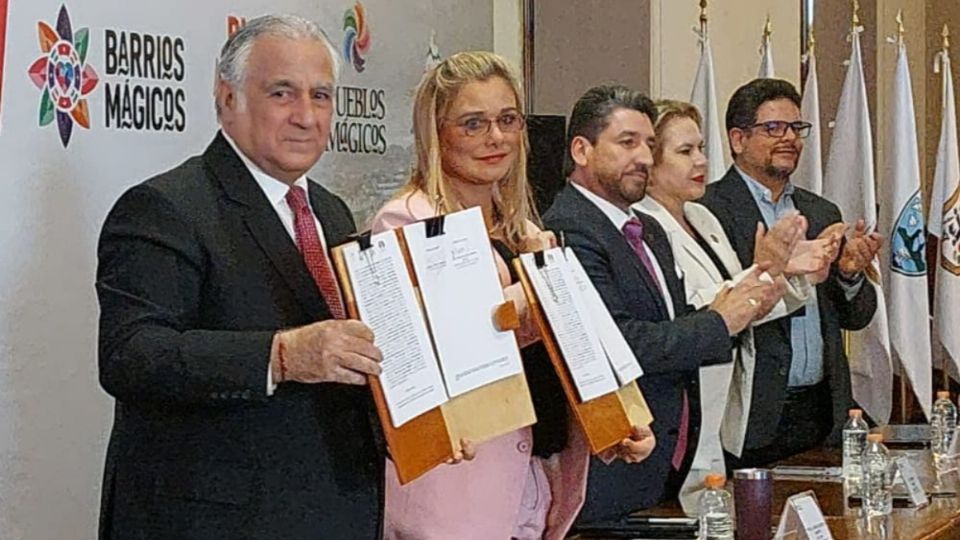 Miguel Torruco y la gobernadora Maru Campus encabezaron la ceremonia de nombramiento de dos nuevos Pueblos Mágicos en Chihuahua