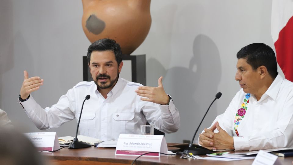 Es necesario fortalecer el trabajo interinstitucional para avanzar en la atención de estos servicios a favor de la ciudadanía oaxaqueña: Salomón Jara Cruz.