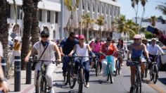 Claudia Sheinbaum recorre en bicicleta La Paz, Baja California Sur