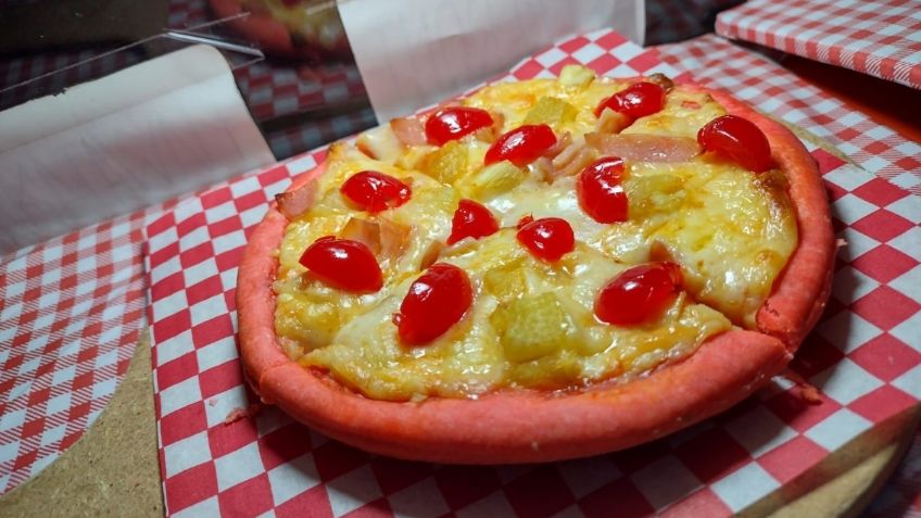 La ‘fiebre rosa’ llega a Iztapalapa, con la pizza Barbie