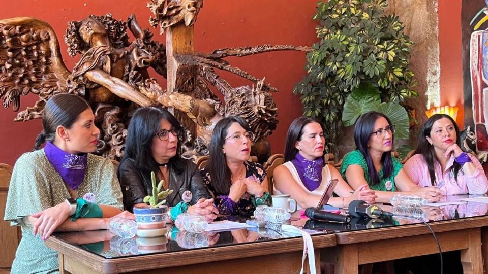 Miles de ellas son también jefas de familia