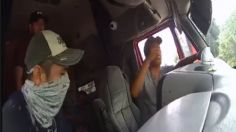 VIDEO: captaron asalto a trailero en plena autopista de Veracruz; lo amenazaron con un bate