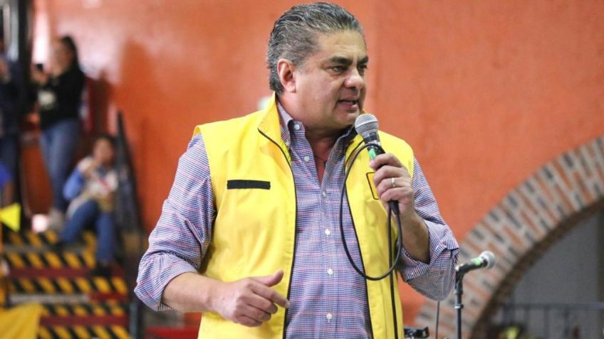 Luis Espinoza Cházaro urge a dirigencias estatal y nacional del PRD, definir método para seleccionar a candidato del Frente por la CDMX