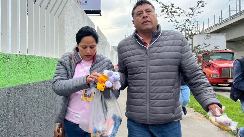 Acuden abuelos de menor del kínder de Cuautitlán Izcalli al DIFEM en Toluca, para pedir tutela