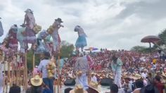 Accidente en la Guelaguetza: danzantes caen de dos metros de altura durante presentación