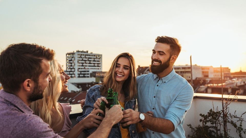 La inteligencia emocional se refiere a las habilidades que conllevan entender a las demás personas