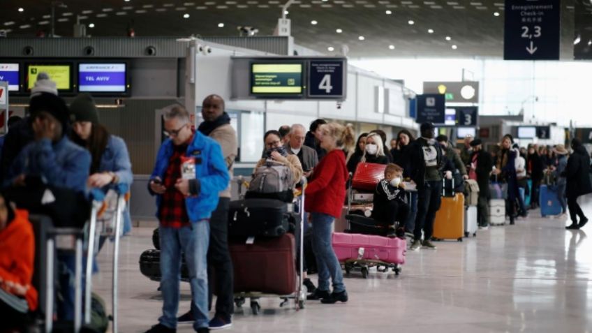 Pareja dispara a funcionaria de aduanas en aeropuerto de París, llevaba tres kilos de cocaína