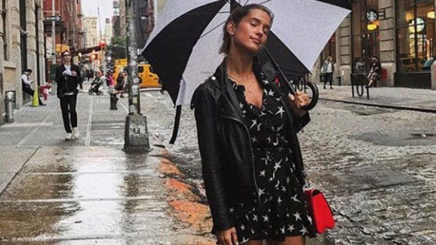 Botas de lluvia y vestidos: cómo combinarlos este otoño sin fracasar en el intento