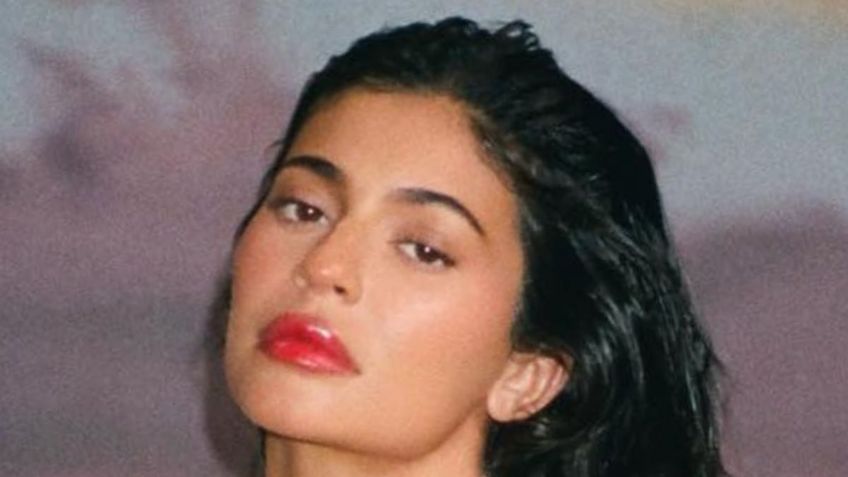 Kylie Jenner voló la red con juvenil microbikini que promete ser tendencia