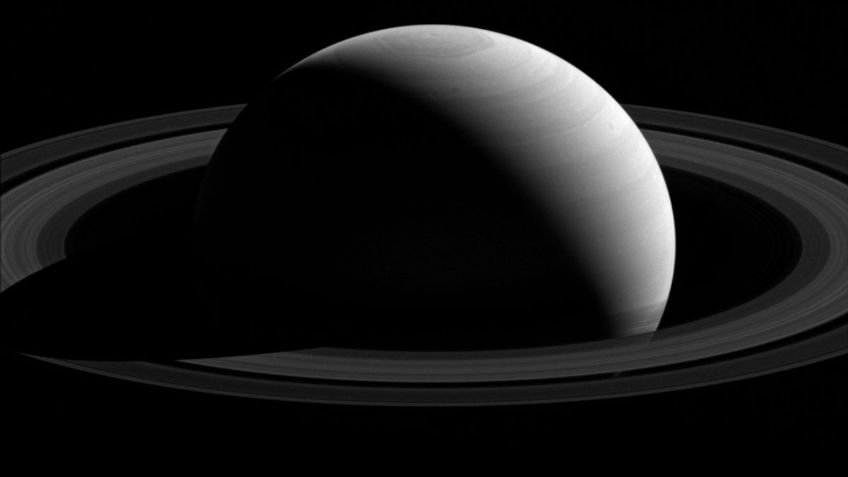 ¡Majestuosos! Los anillos de Saturno brillan como nunca en la última imagen capturada por la NASA