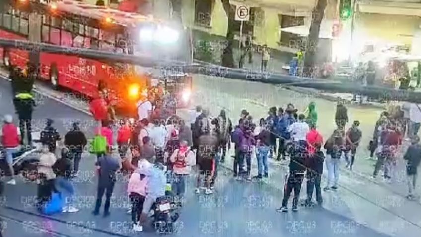 Bloquean avenida Cuauhtémoc hoy: manifestantes mantienen cerrada la calle y no hay servicio del Metrobús