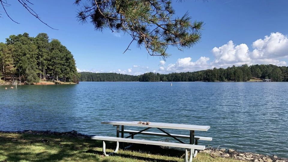 Algunas personas lo conocen como el Lago Maldito