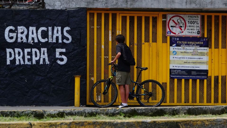 Hay un periodo de asueto académico a lo largo del plan anual