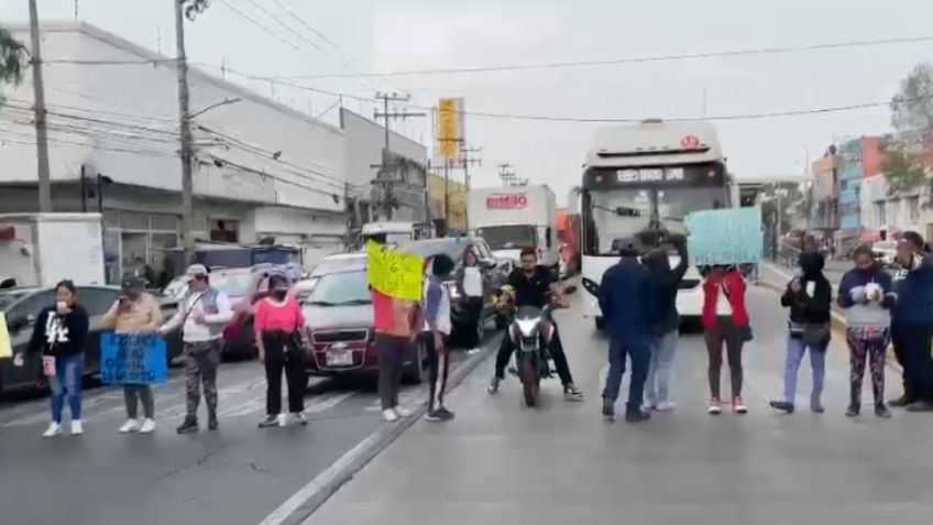 Bloqueo en Vía Morelos: manifestantes desquician el tráfico en ambos sentidos de la avenida