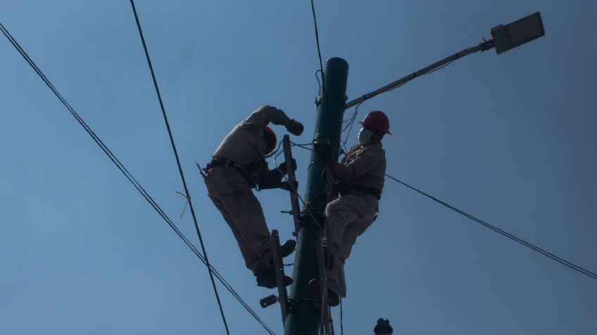 La CFE le declara la guerra a los "diablitos", realiza operativos para desinstalarlos en Torreón